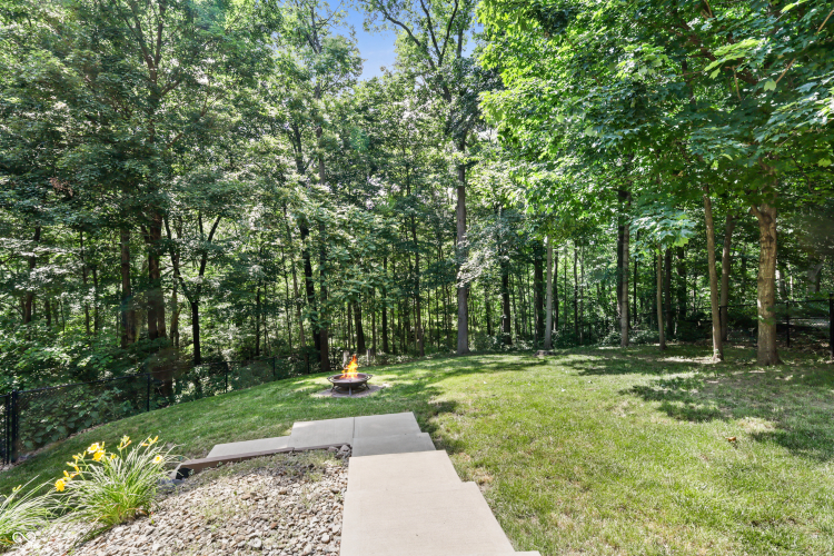 Listing Image 40