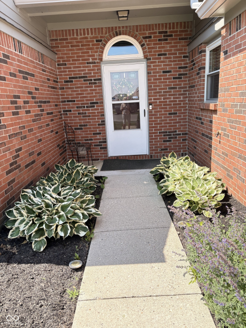 Listing Image 43