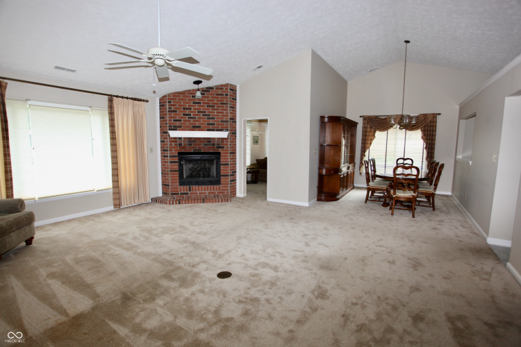 Listing Image 68