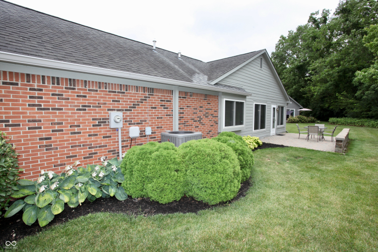 Listing Image 69