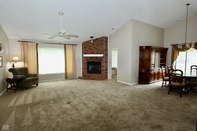 Listing Image 70