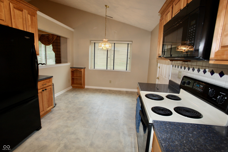 Listing Image 86