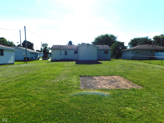 Listing Image 19