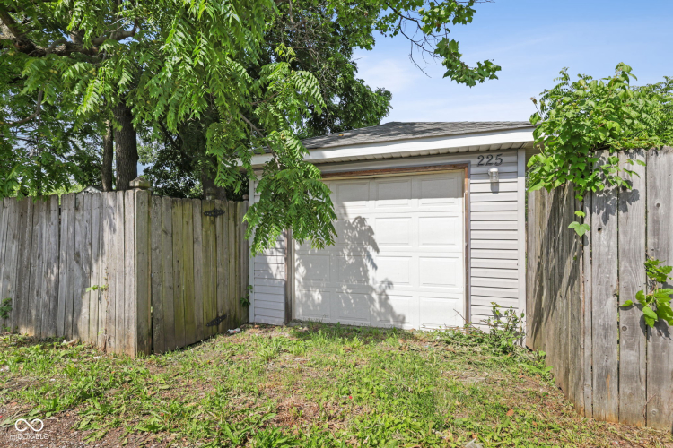 Listing Image 28
