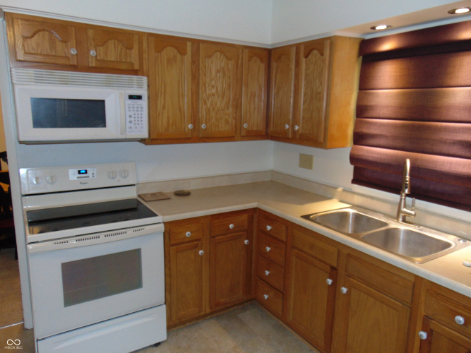 Listing Image 20