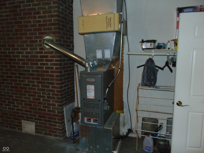Listing Image 24