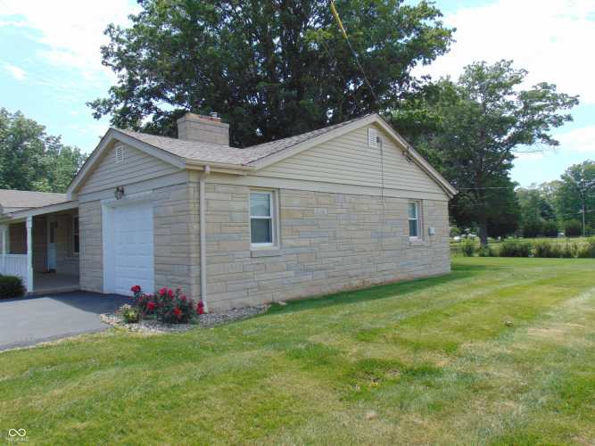 Listing Image 32