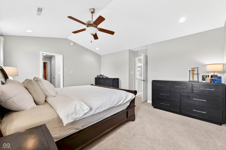 Listing Image 55