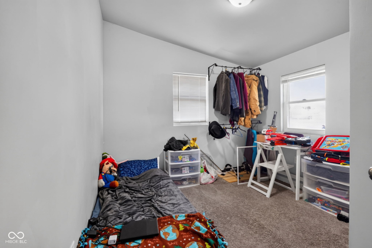 Listing Image 18