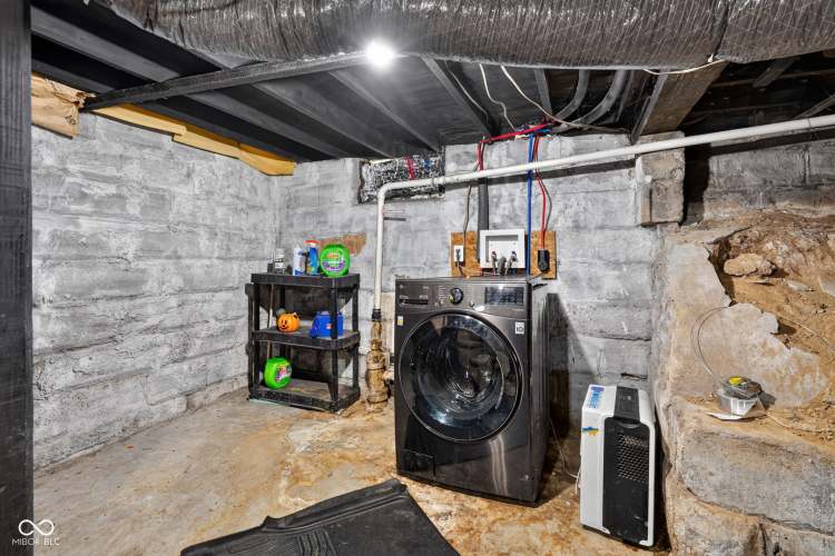 Listing Image 20