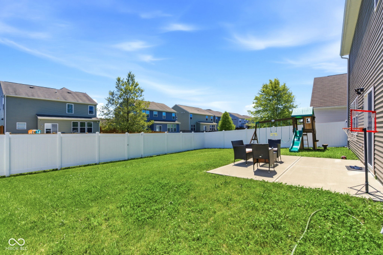 Listing Image 23