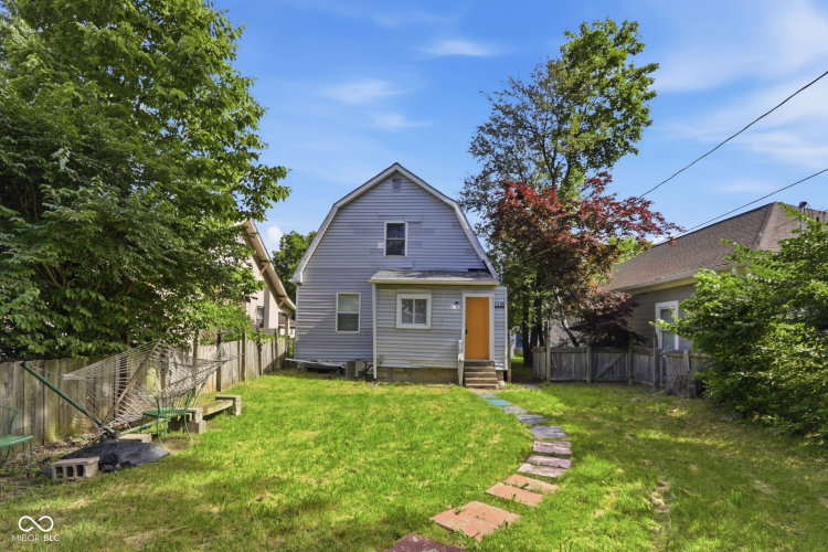 Listing Image 19