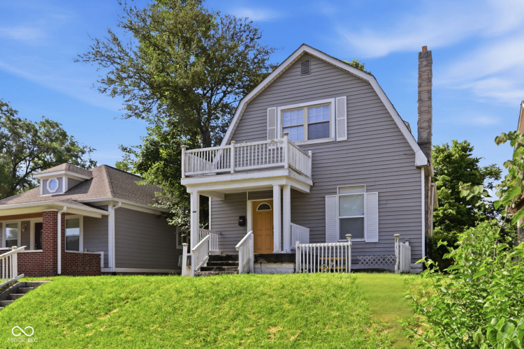 Listing Image 3