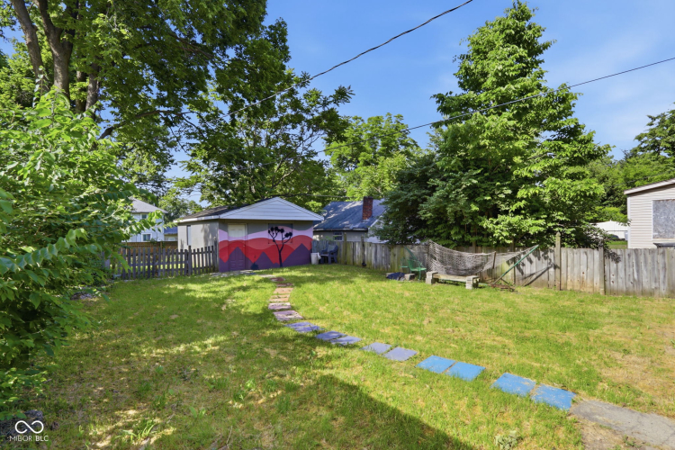 Listing Image 22