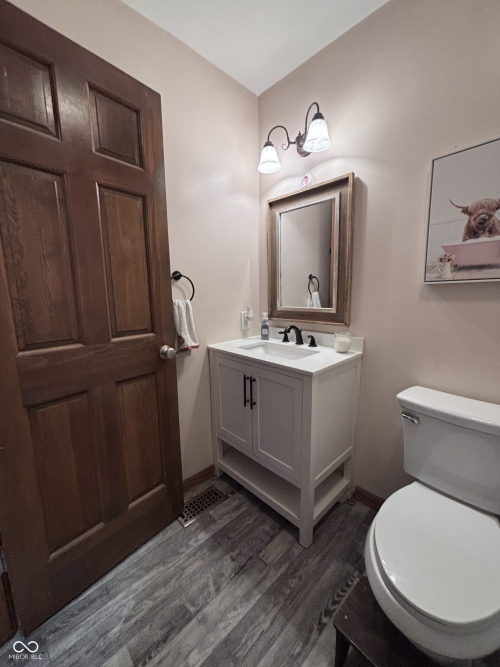 Listing Image 12