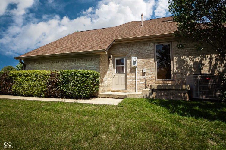Listing Image 33