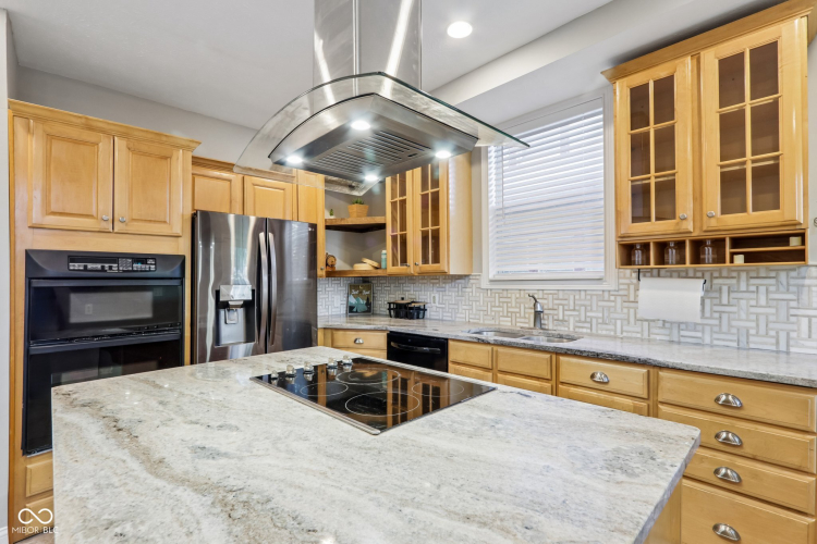 Listing Image 15