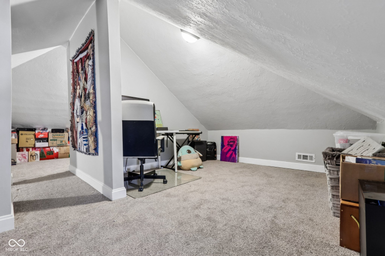 Listing Image 28