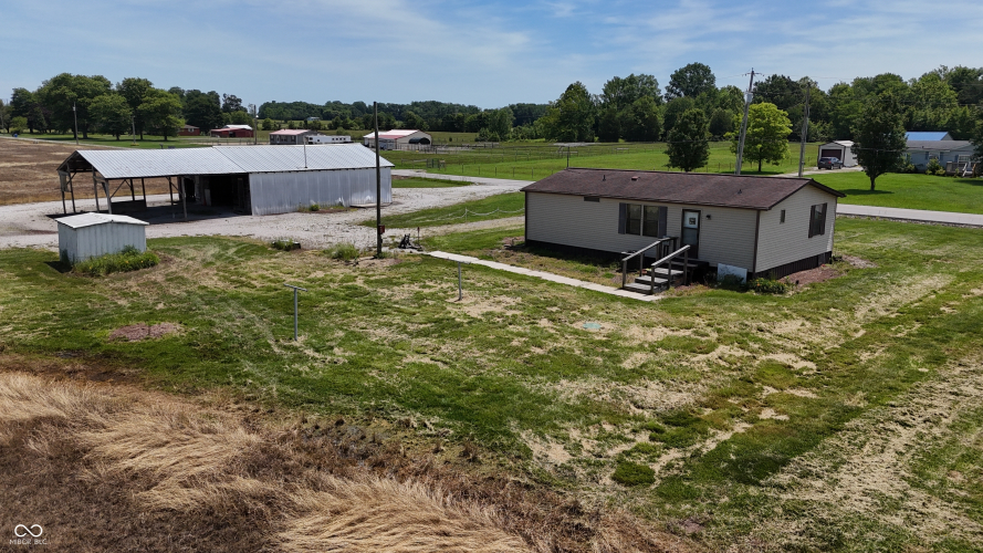 Listing Image 8