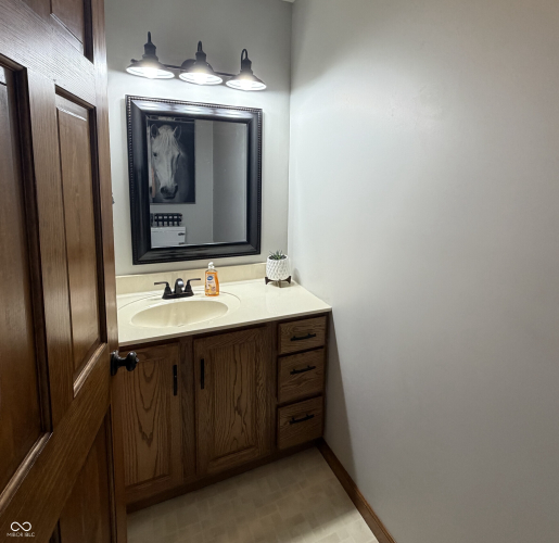 Listing Image 27