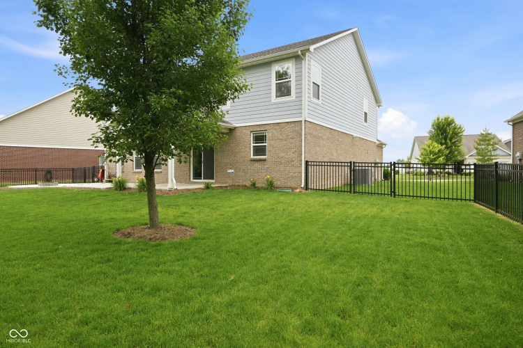 Listing Image 51