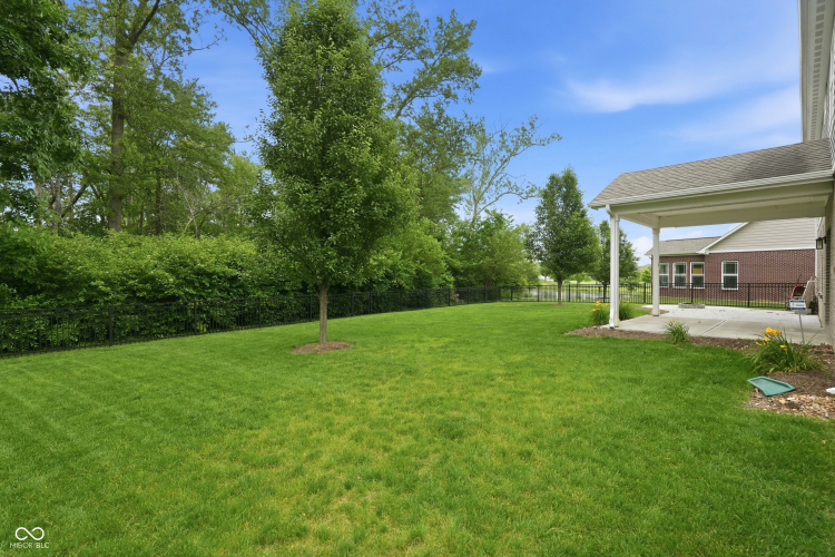 Listing Image 52