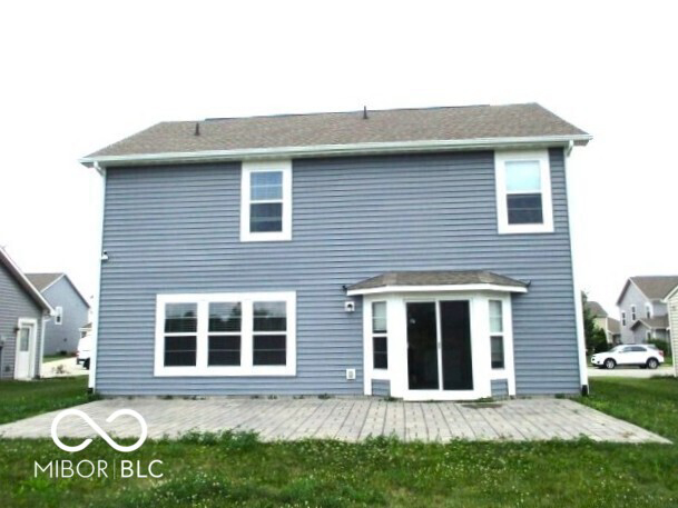 Listing Image 4