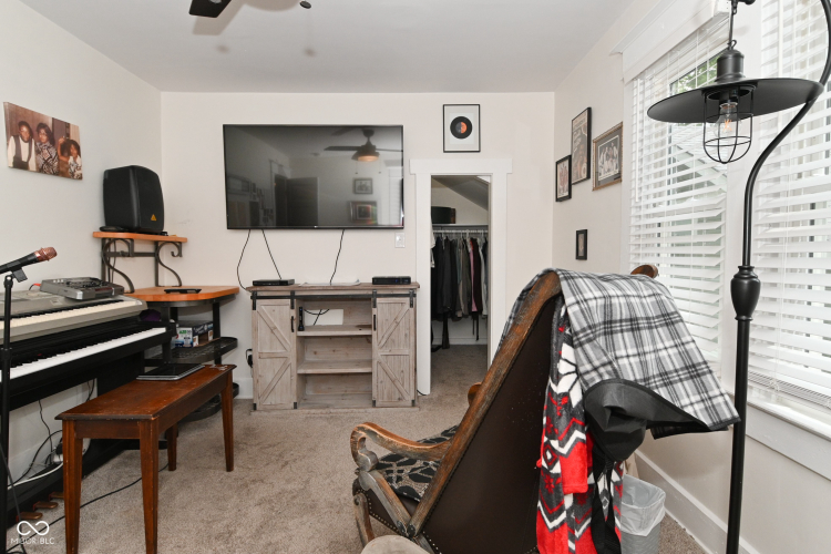 Listing Image 32