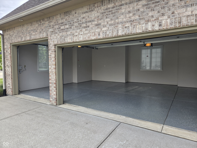 Listing Image 58