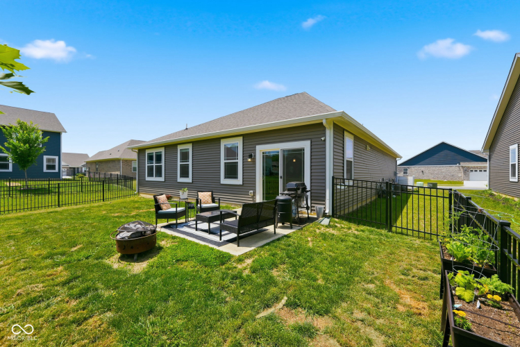 Listing Image 39