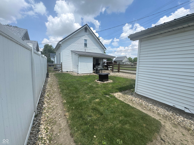 Listing Image 27