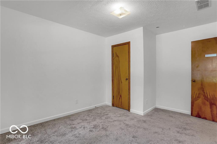 Listing Image 39