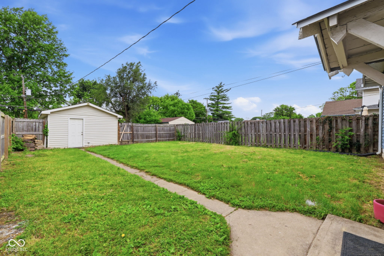 Listing Image 21