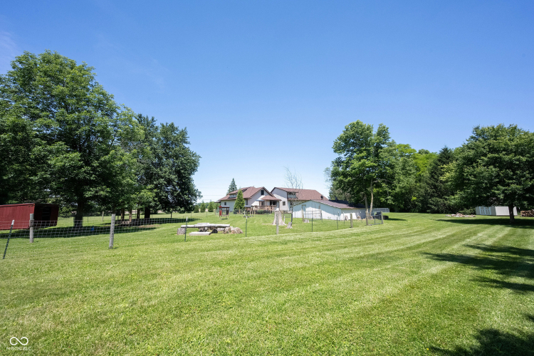 Listing Image 23