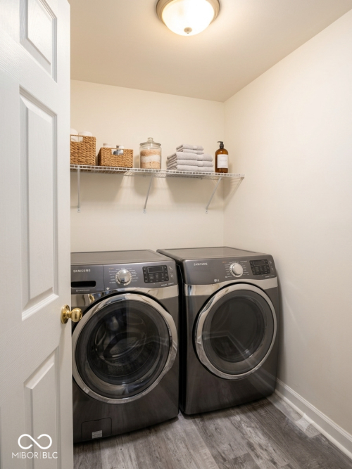 Listing Image 9