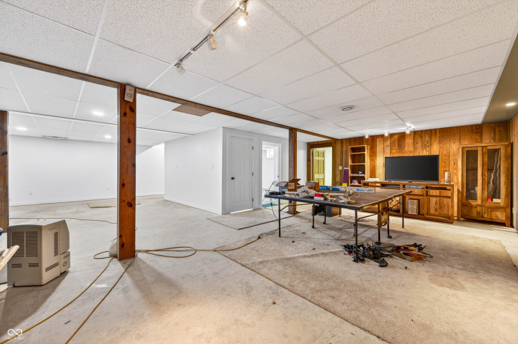 Listing Image 59