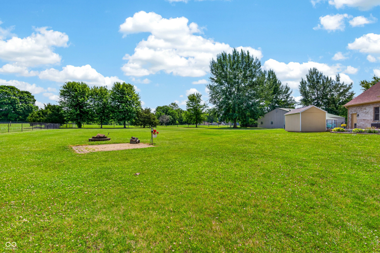 Listing Image 73