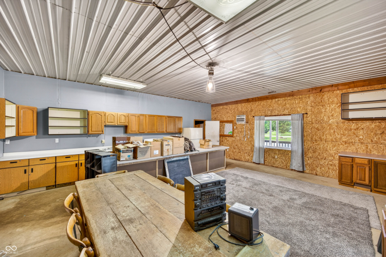 Listing Image 78