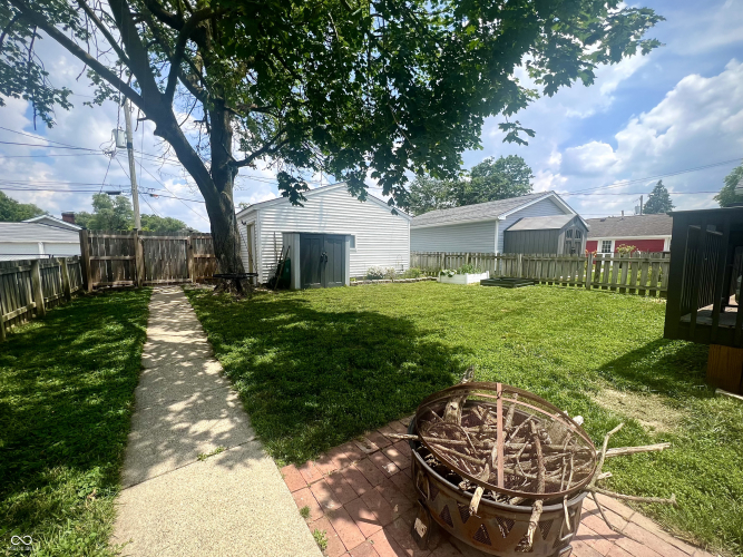 Listing Image 16