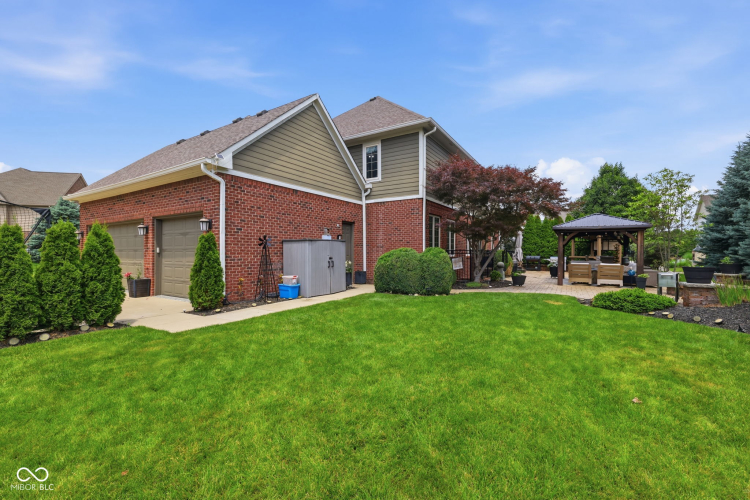 Listing Image 53