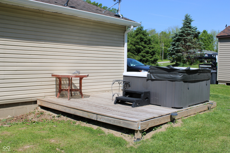 Listing Image 52