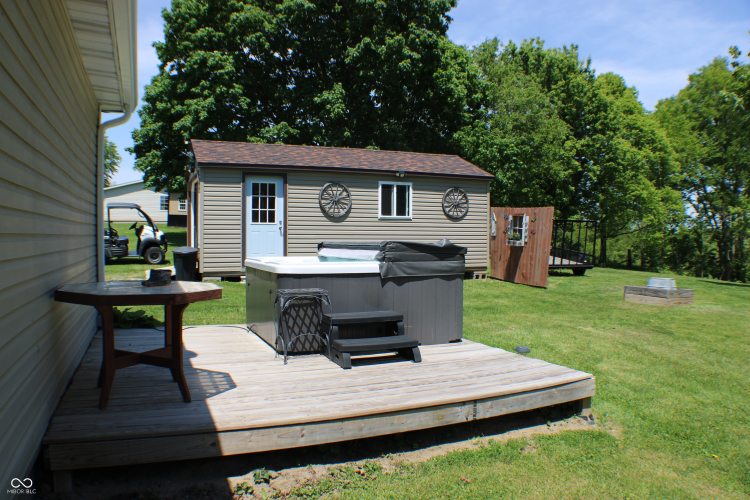 Listing Image 8