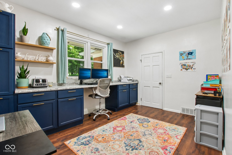 Listing Image 23