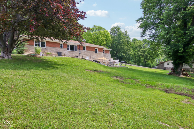 Listing Image 37