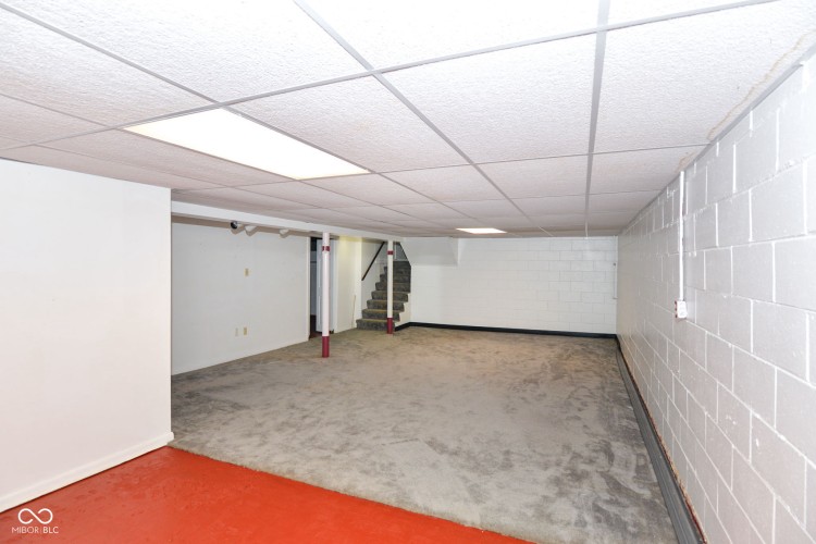 Listing Image 42