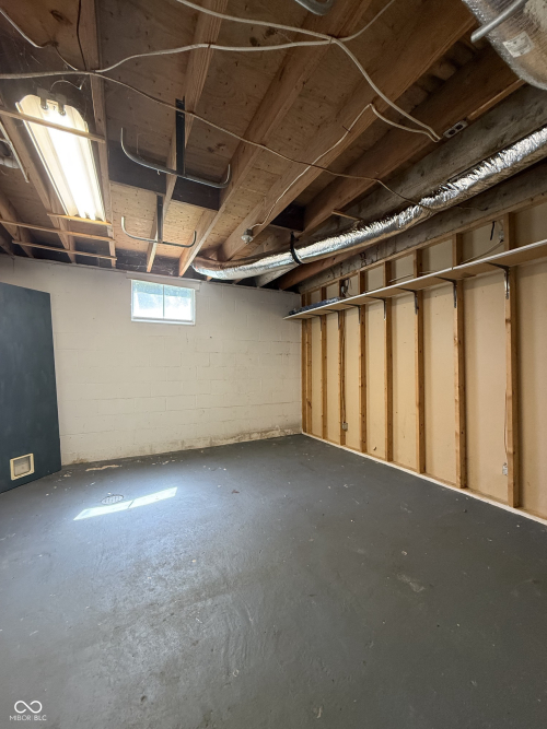 Listing Image 37