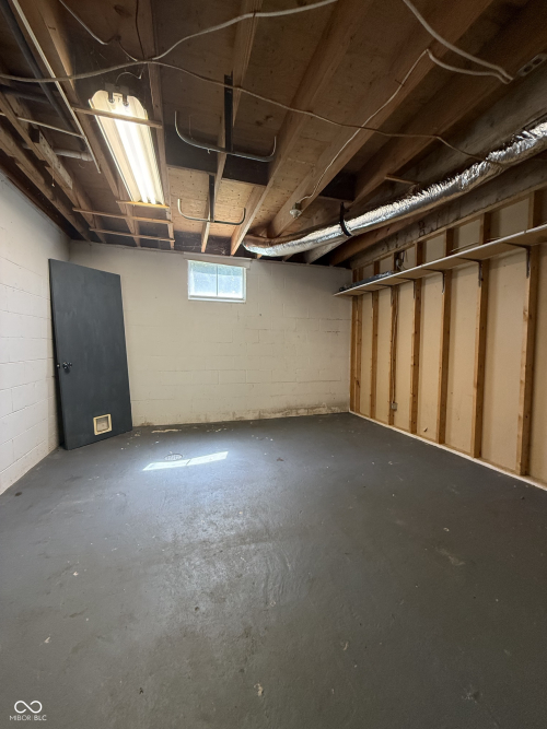 Listing Image 38