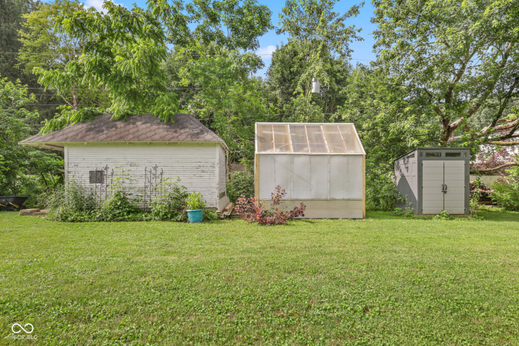 Listing Image 28