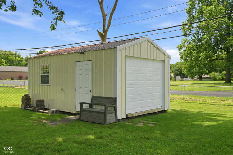 Listing Image 29