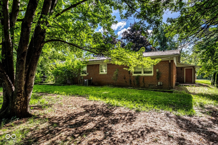 Listing Image 28
